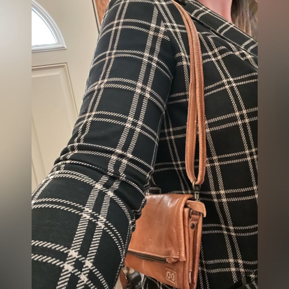 Bed Stu Amina Crossbody Bag - Picture 7 of 7